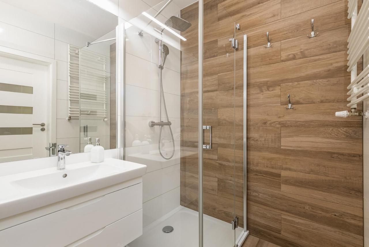 Luxurious Apartment Nadmorskie Tarasy Kolobrzeg By Renters Prestige 외부 사진