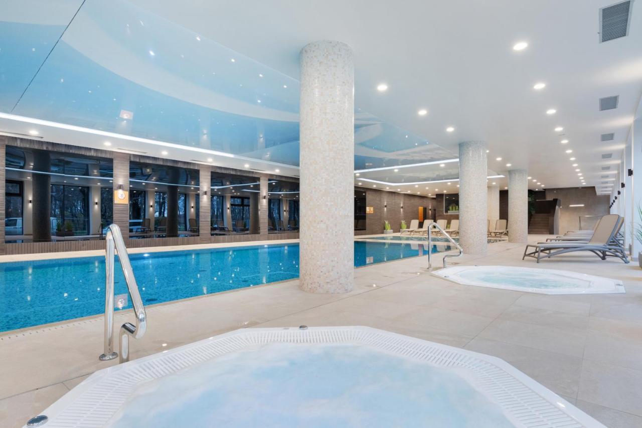Luxurious Apartment Nadmorskie Tarasy Kolobrzeg By Renters Prestige 외부 사진