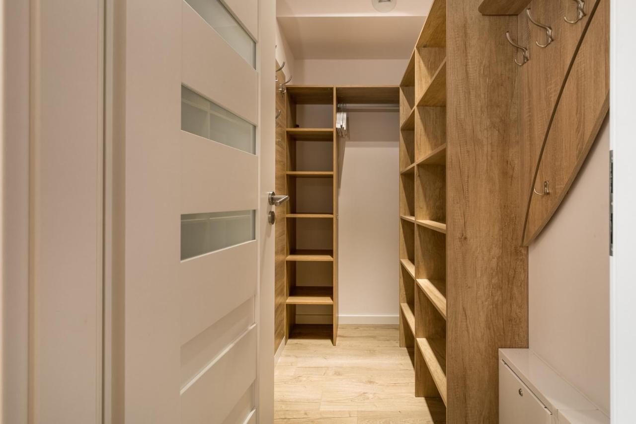 Luxurious Apartment Nadmorskie Tarasy Kolobrzeg By Renters Prestige 외부 사진